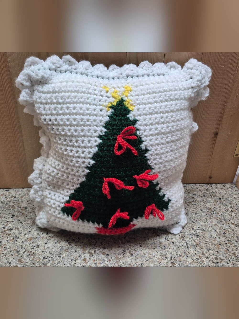 Vintage Hand Crochet Christmas Tree Throw Pillow Ruffled Border Bows Holiday